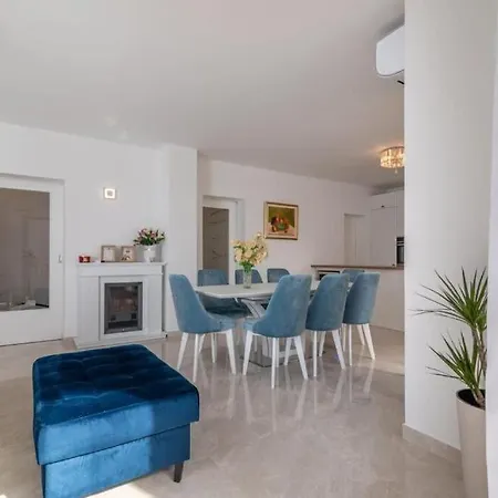 Oleandar Apartamento Trogir