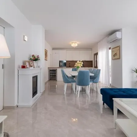 Oleandar Apartamento Trogir
